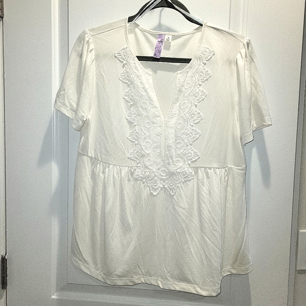 Francesca Ayla Split Neck Lace Top